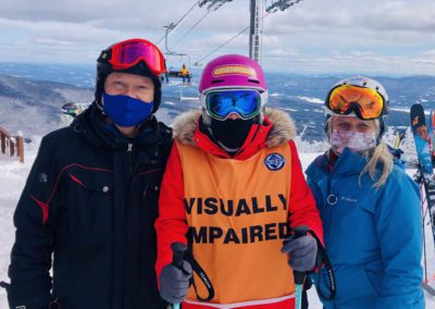 Jen skis with friends